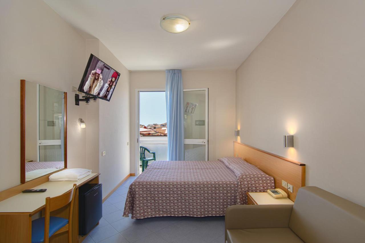 Hotel Sogno Viareggio Dış mekan fotoğraf