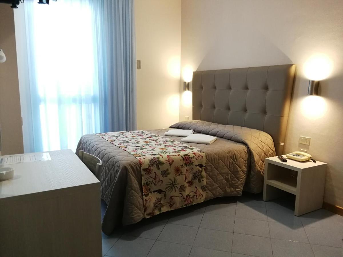 Hotel Sogno Viareggio Dış mekan fotoğraf